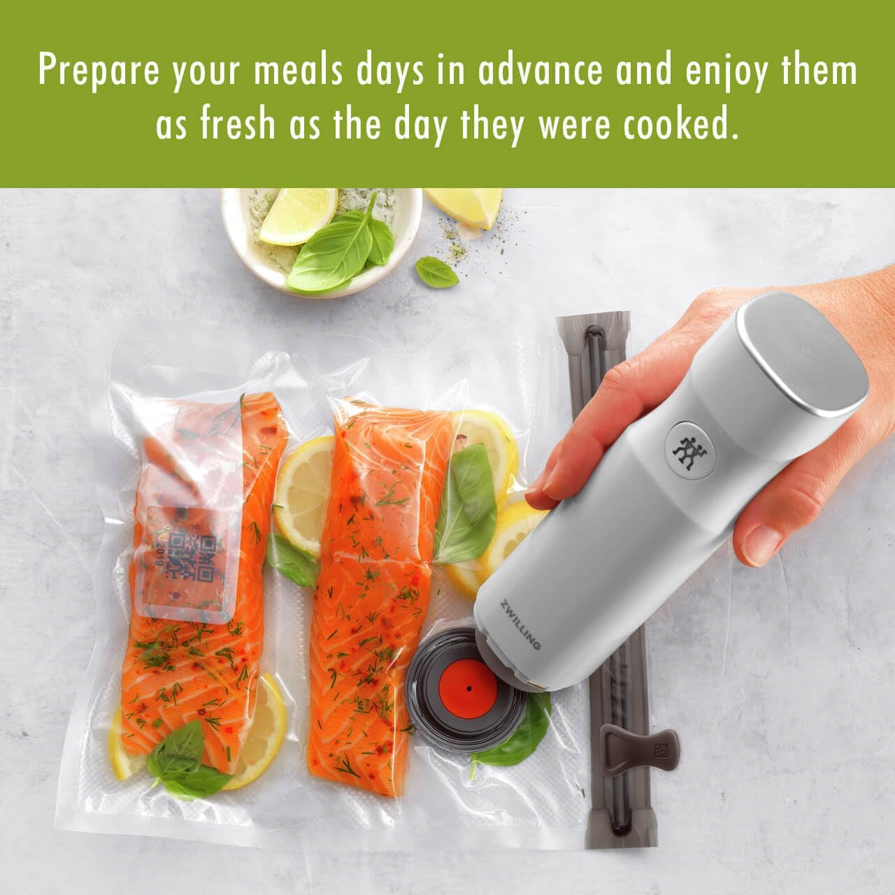 Fresh & save Set 10-Pc Vacuum Sealer Bags for Food, 1 Gallon, Reusable Sous Vide Bags, Reusable Food Storage Bags for Meal Prep, Reusable Snack Bags, Dishwasher Safe , Medium, Clear